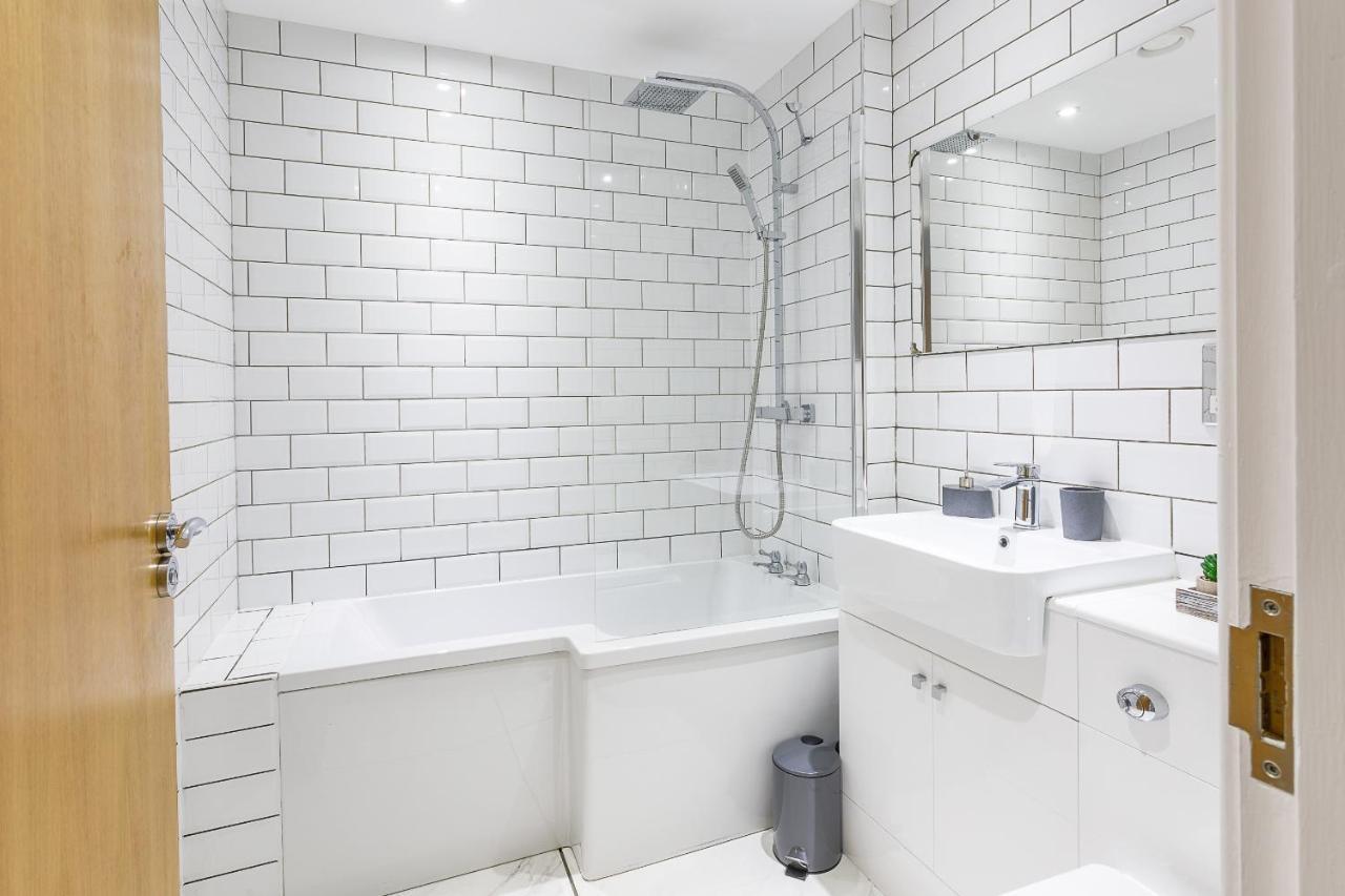 Boutique Quayside Apartment - Free Parking Нюкасъл ъпон Тайн Екстериор снимка